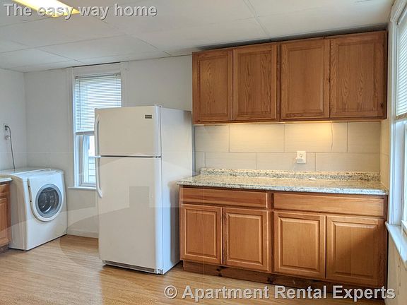 2nd image of 104 Conwell Ave #1