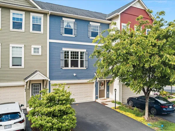 102 Rotunda Dr, Stephenson, VA 22656
