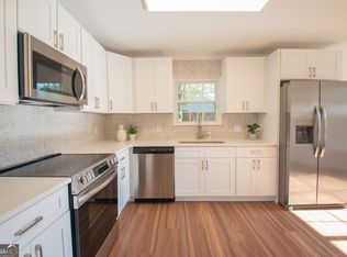 104 Cherry Tree Ct, Kingsland, GA 31548