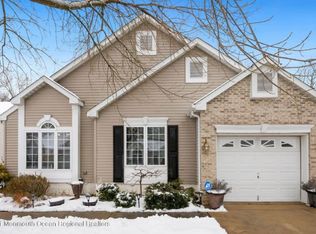 52 Merion Ln, Jackson, NJ 08527