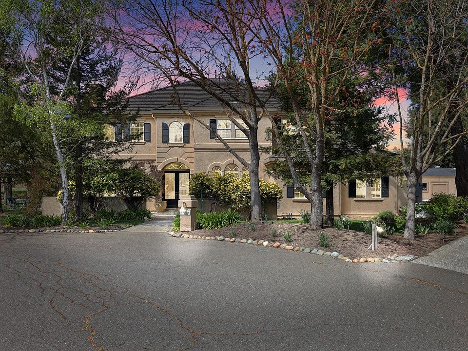 1st image of 39306 Spyglass Pl
