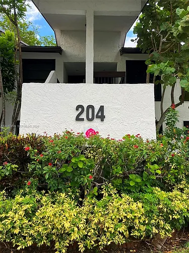 204 Lake Pointe Dr #208 Photo 1 204 Lake Pointe Dr #208 Photo 1