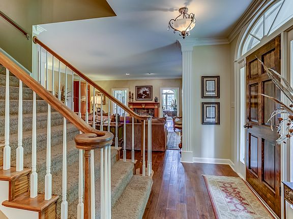 2nd image of 130 Woodland Dr