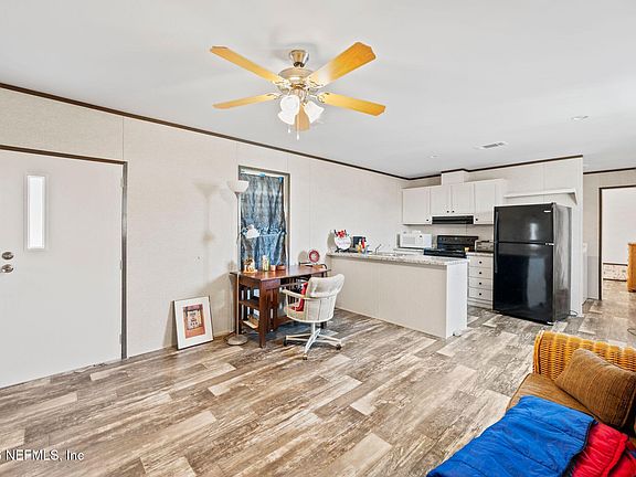4th image of 4895 FLAMINGO Drive