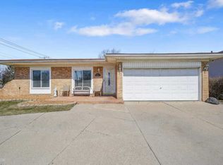 4013 Lin Dr, Sterling Heights, MI 48310