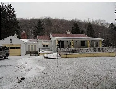 102 Weber Ln photo 1