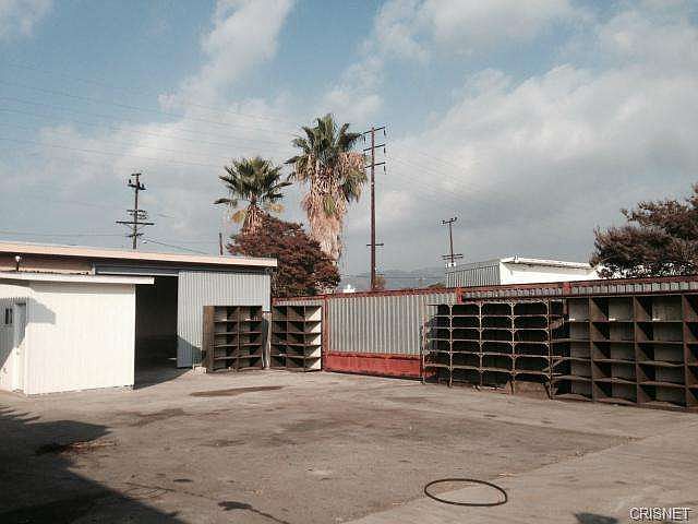 1st image of 10925 Chandler Blvd