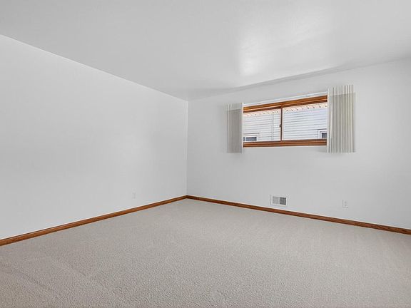 5th image of 3633 Regency DRIVE