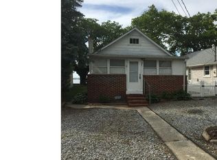 97 N River Dr, Pennsville, NJ 08070
