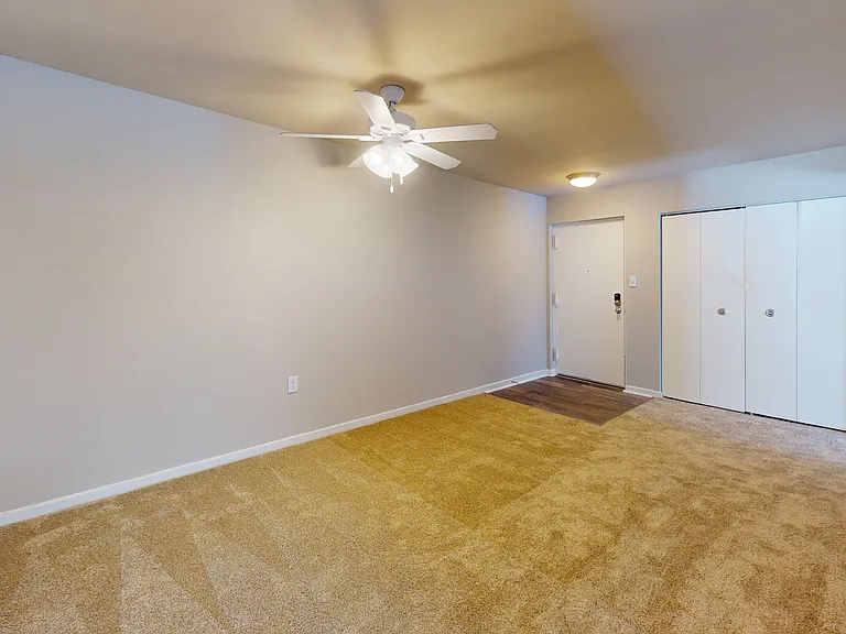 Seneca Place — Photo 103