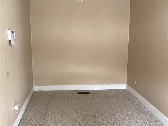 4th image of 2426 5th St E