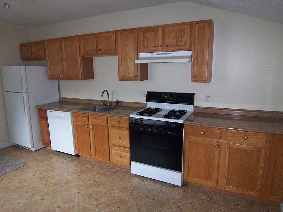 1st image of 21 Storrs Ave #1