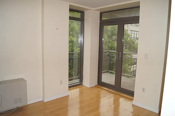 Rented by Brooklyn Bridge | media 21