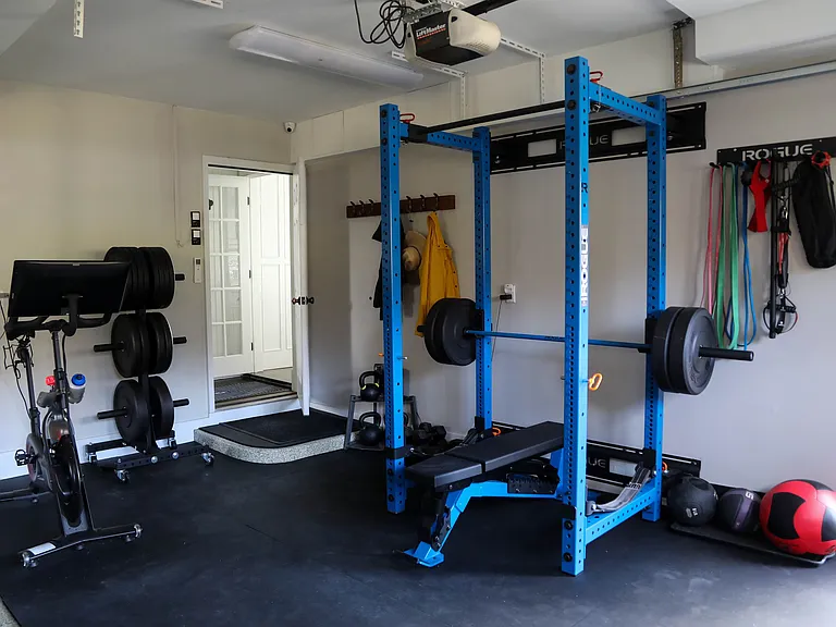 260 Fischer Cir — Photo 38