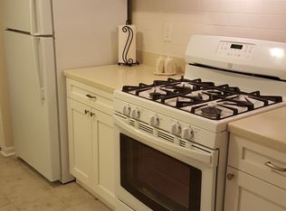 2049 Royal Fern Ct APT 43/12B, Reston, VA 20191