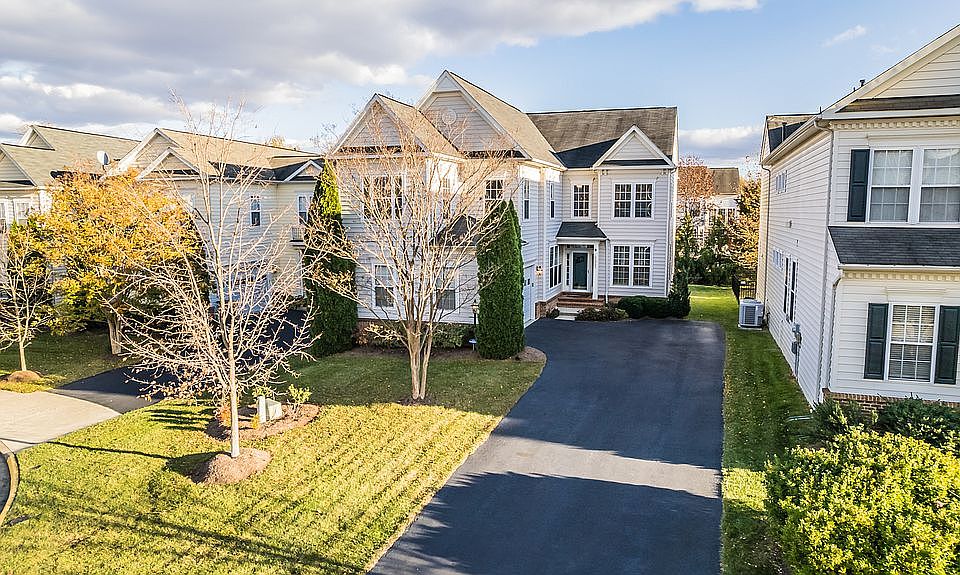 1st image of 42931 Park Brooke Ct