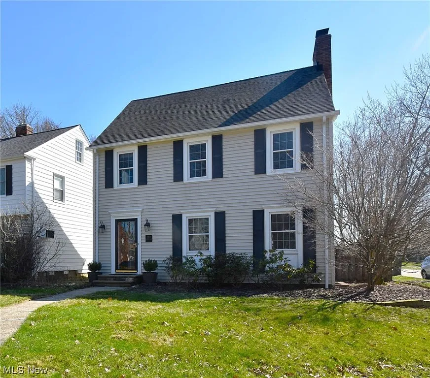 2332 Charney Rd photo 1