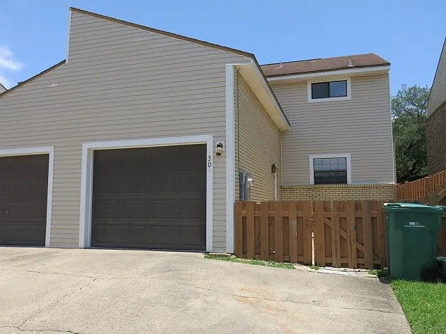 30A 10th Street — Photo 2