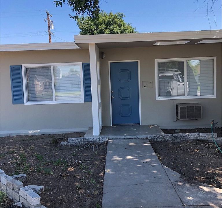 1st image of 214 E Marshall Blvd
