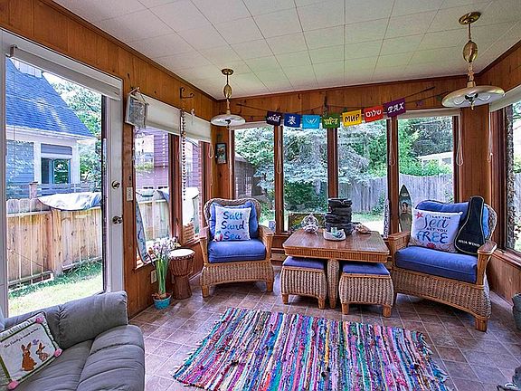 629 Orchard sun room 2