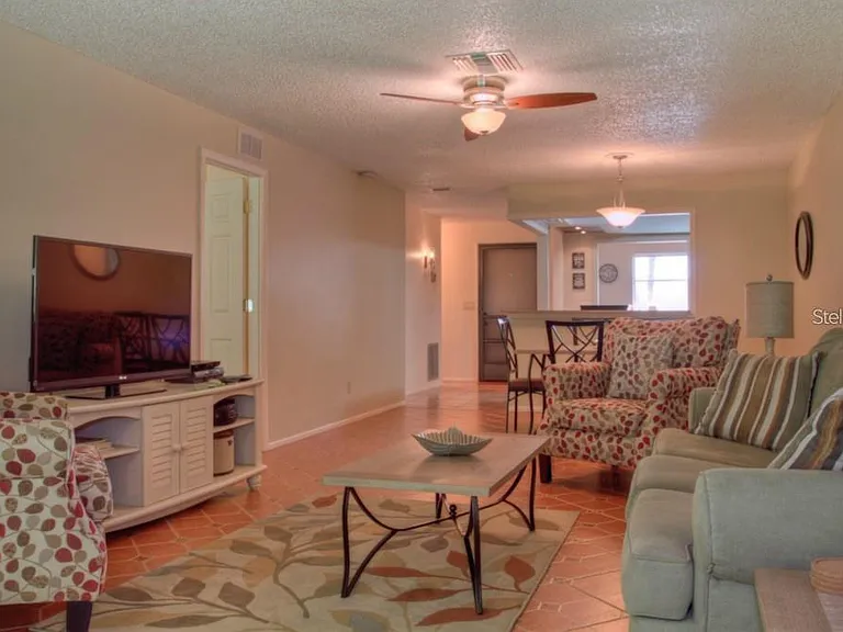 7062 W Country Club Dr N #7062 — Photo 6