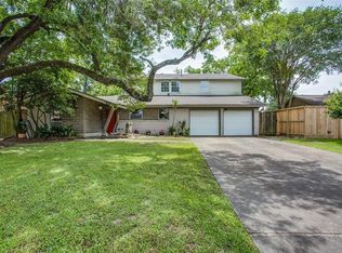 2326 Willowby Dr, Houston, TX 77008