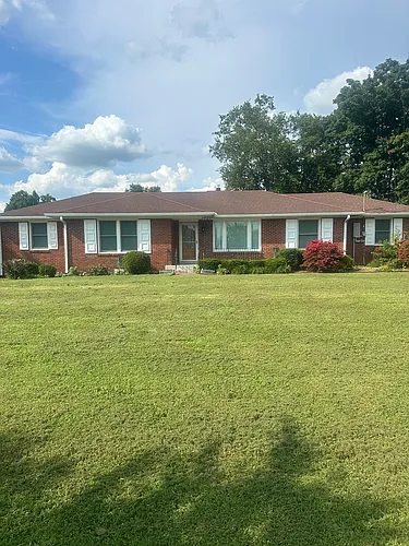2916 Windemere Cir Photo 1