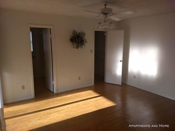 3rd image of 1309 Barbara Dr #A
