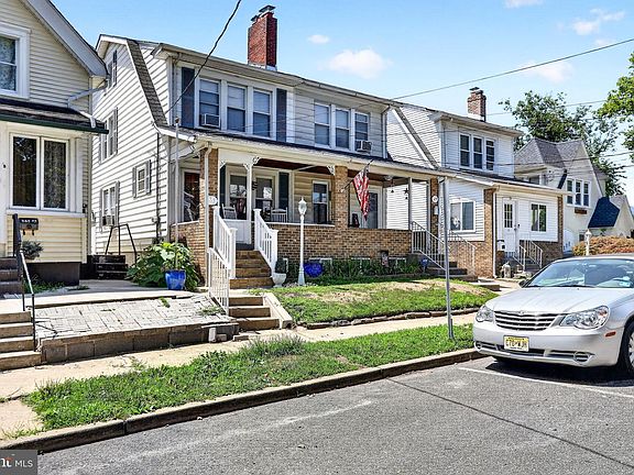 3rd image of 31 Reeger Ave