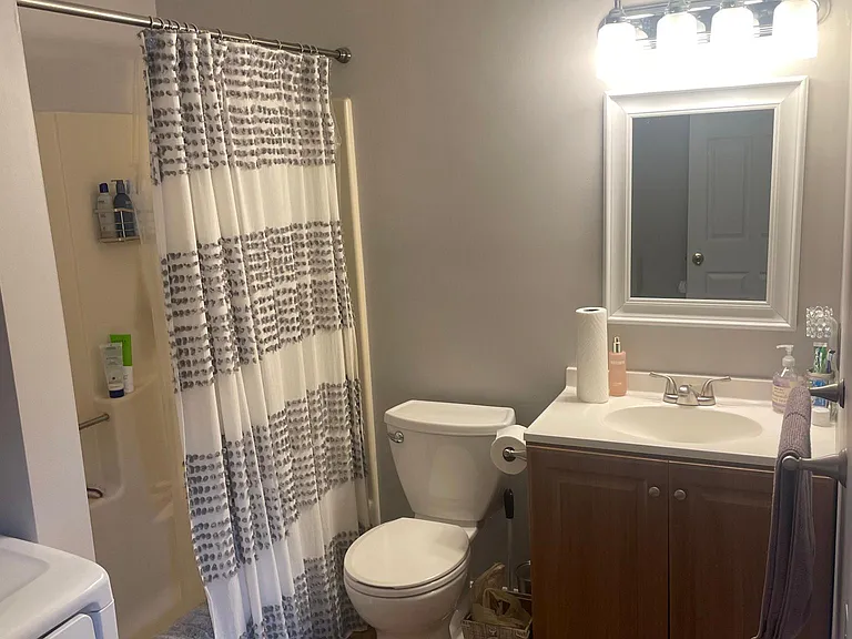 200 Woodlawn Ave — Photo 12