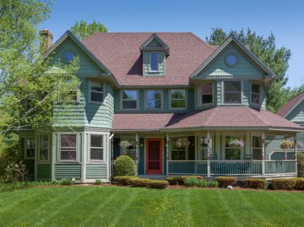 106 Farmstead Drive, Shelburne, VT 05482
