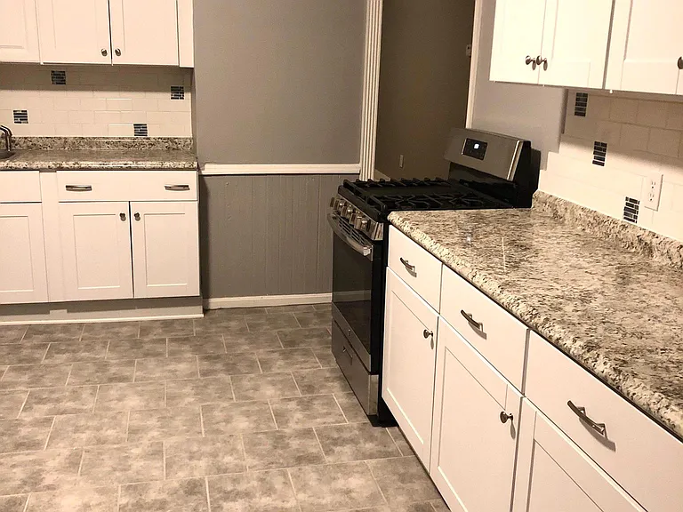 427 Branch St #2 — Photo 3