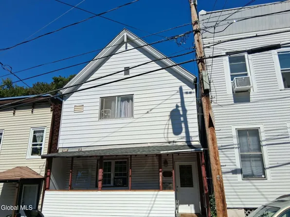 32 Lincoln Avenue, Troy, NY 12180