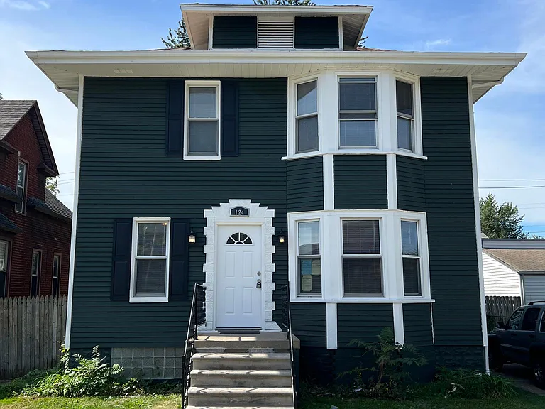 124 Oak St #1 — Photo 12