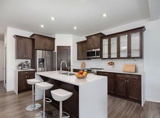 425 Auburn Bay Dr SE, Calgary, AB T3M 0R2