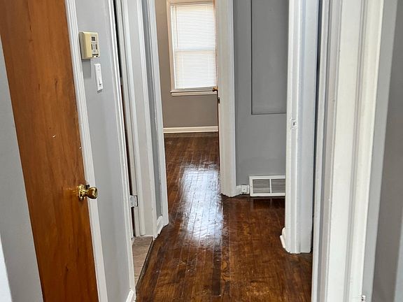 1st floor hall