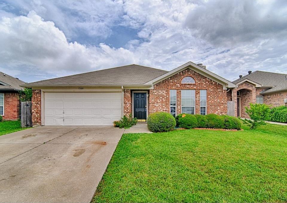1st image of 7509 Fossil Lake Dr