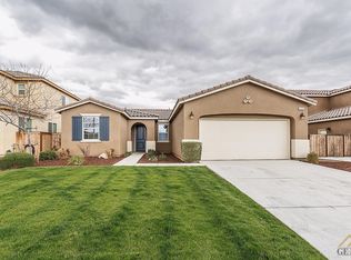 6303 Hermes Dr, Bakersfield, CA 93306
