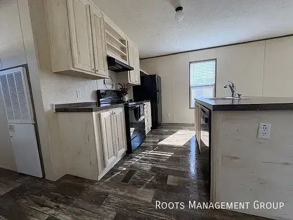 4th image of 67 Remington St #27