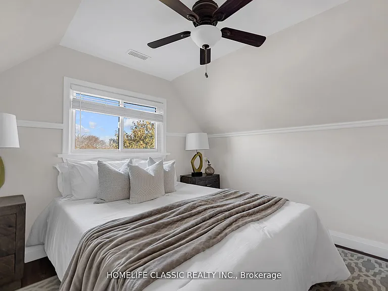 54 S Woodrow Blvd — Photo 21