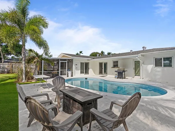 226 SW 13th Ave, Boynton Beach, FL 33435