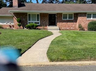 603 Carol Ave, Oakhurst, NJ 07755