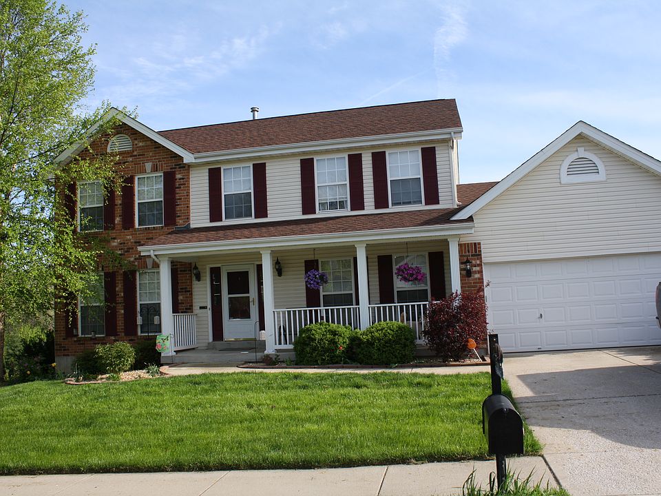 1st image of 523 Glen Oak Dr