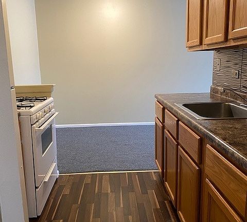 3rd image of 1880 Bonnie Ln APT 306