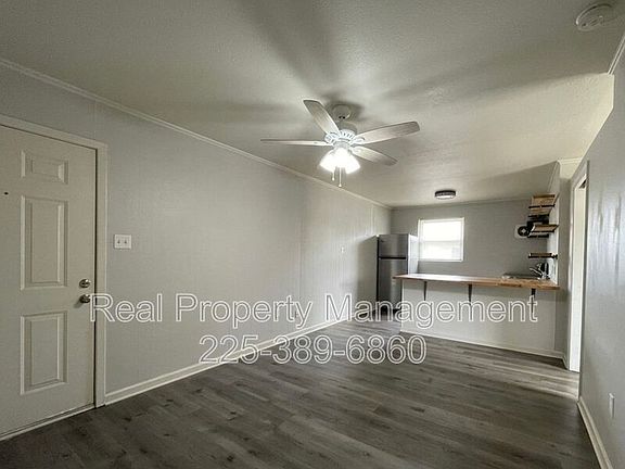 4th image of 1121 Aster St APT 4