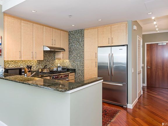 5th image of 400 Beale St APT 1601