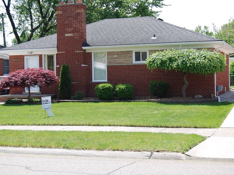 1st image of 22438 Carolina St