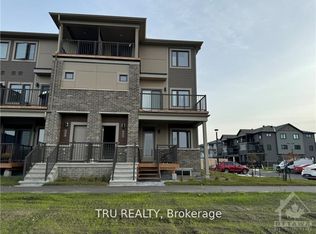 956 Chapman Mills Dr, Ottawa, ON K2J 0M7