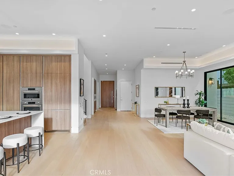 Great room looking at entrance
