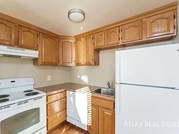 5th image of 800 N Miller Ct #8